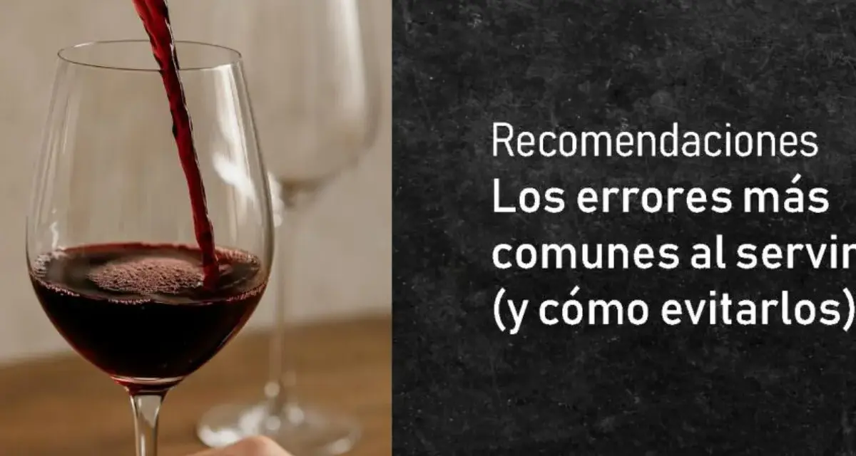 Vino tinto español sirviéndose en copa. Aprende sobre los tipos de vino tinto en España y cómo servirlos sin errores.