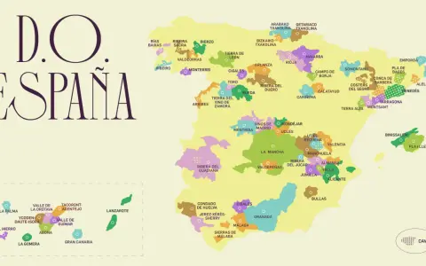 Mapa de España con las distintas denominaciones de origen de vinos. Cada región vinícola está coloreada y etiquetada, mostrando la diversidad de vinos de denominación de origen.